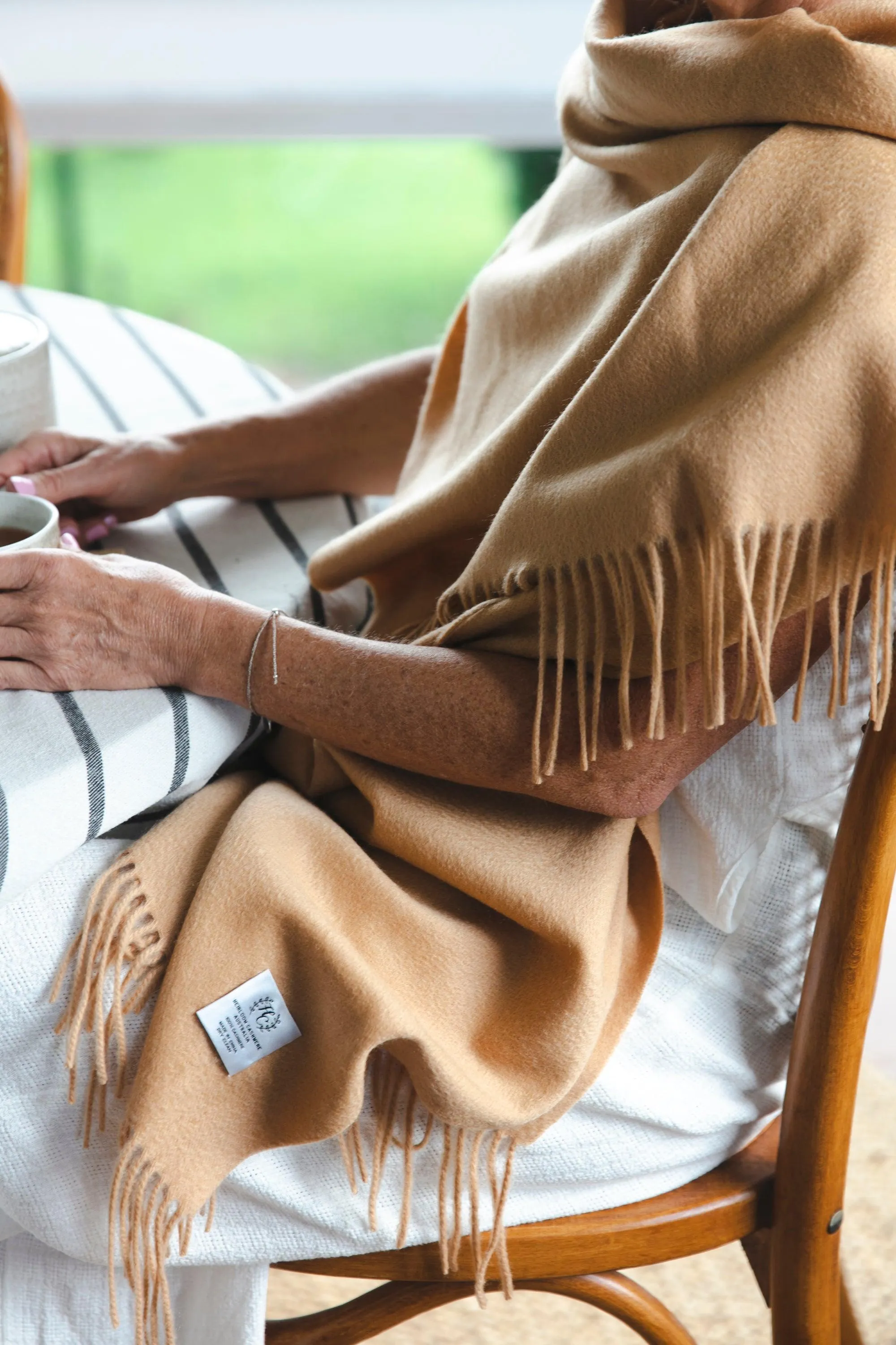 Alma Large Cashmere Wrap - Almond