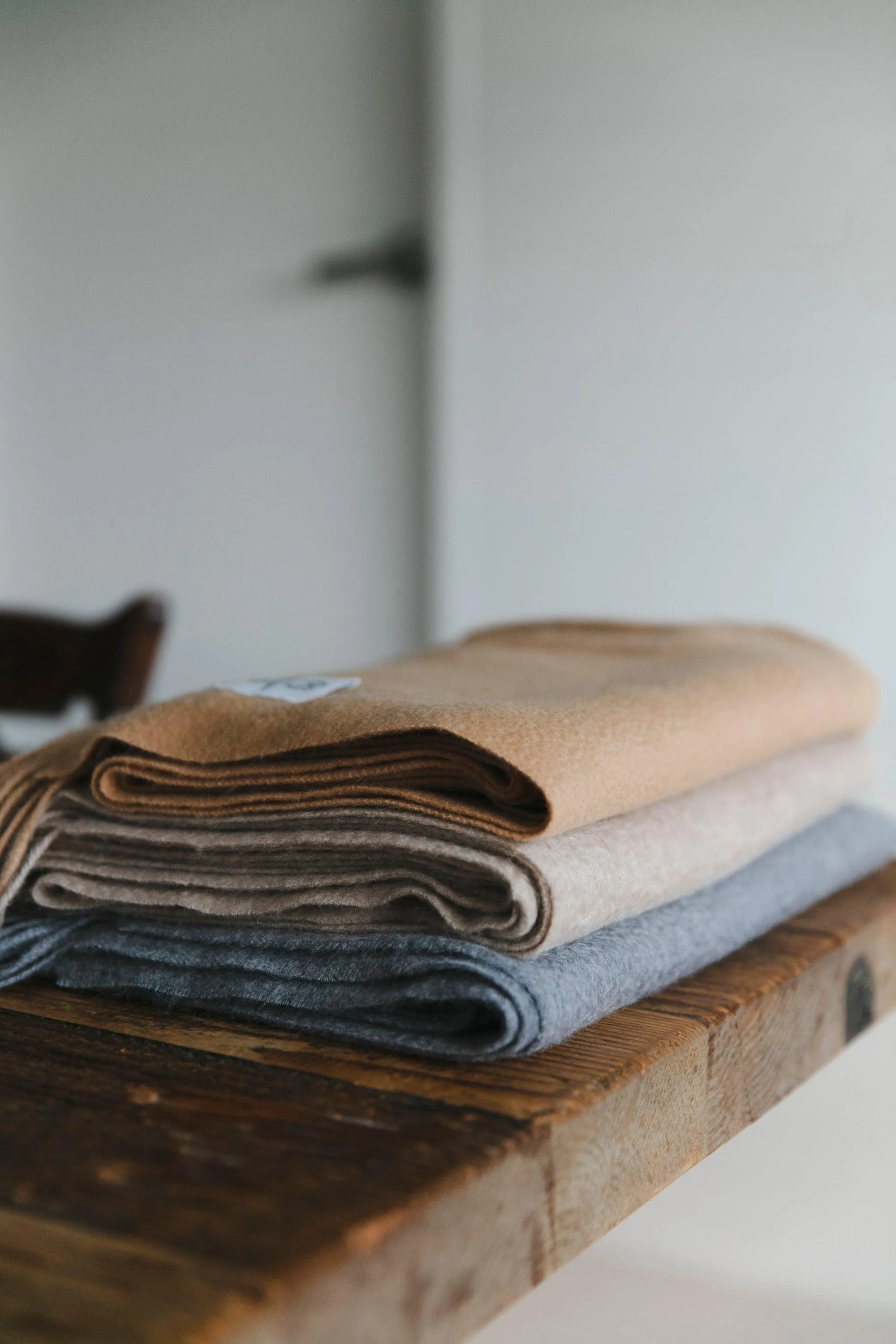 Alma Large Cashmere Wrap - Almond