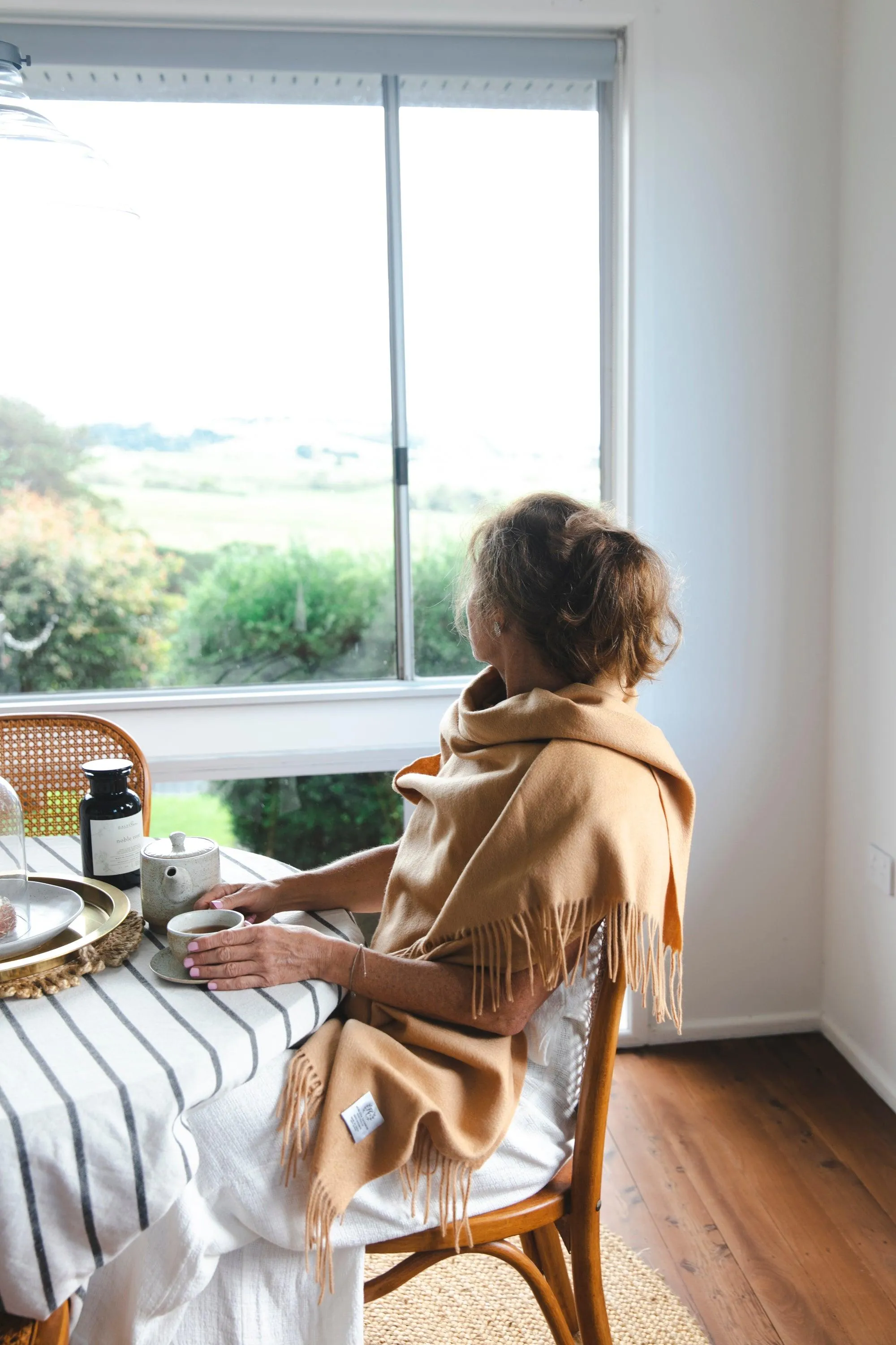 Alma Large Cashmere Wrap - Almond
