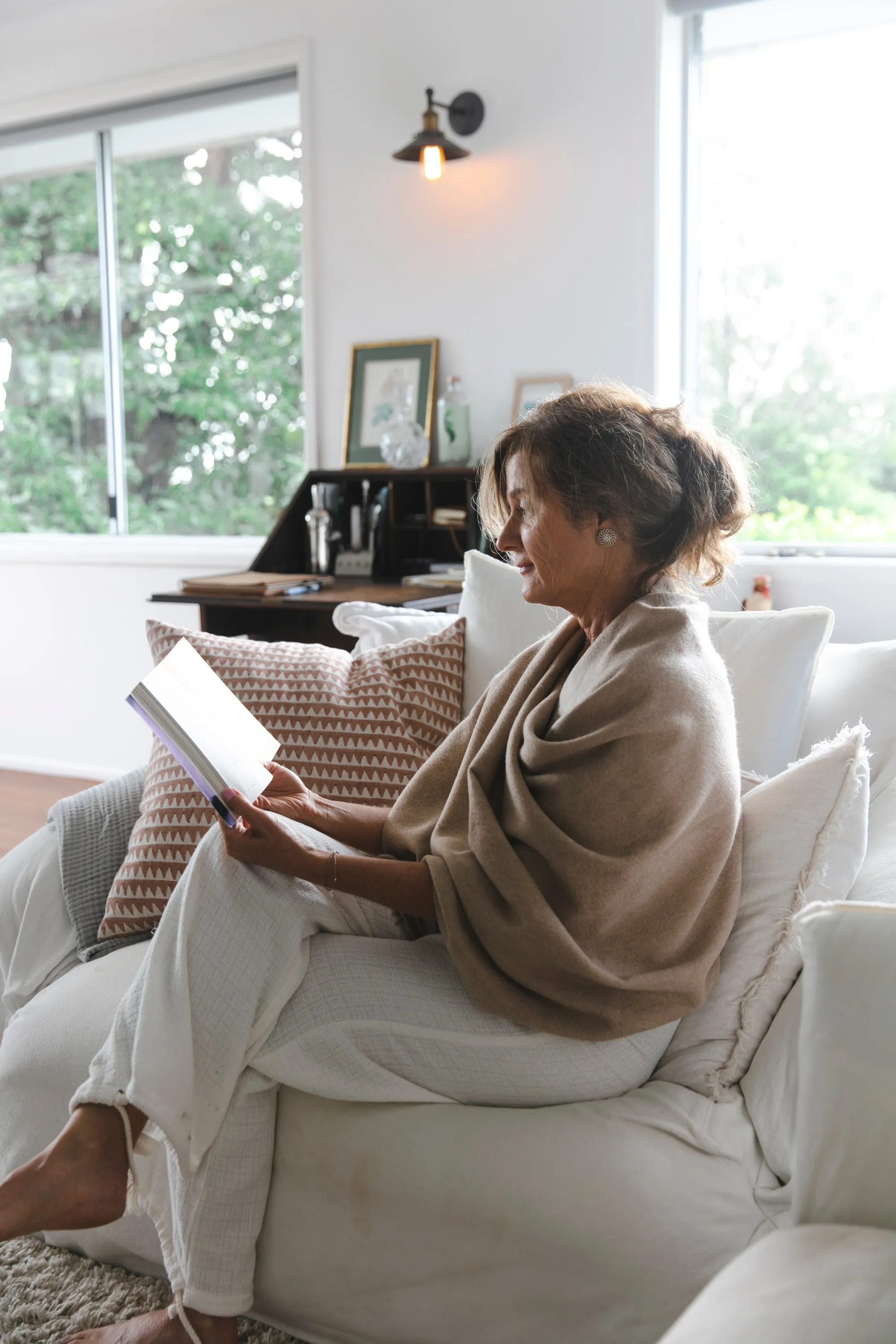 Alma Large Cashmere Wrap - Sand