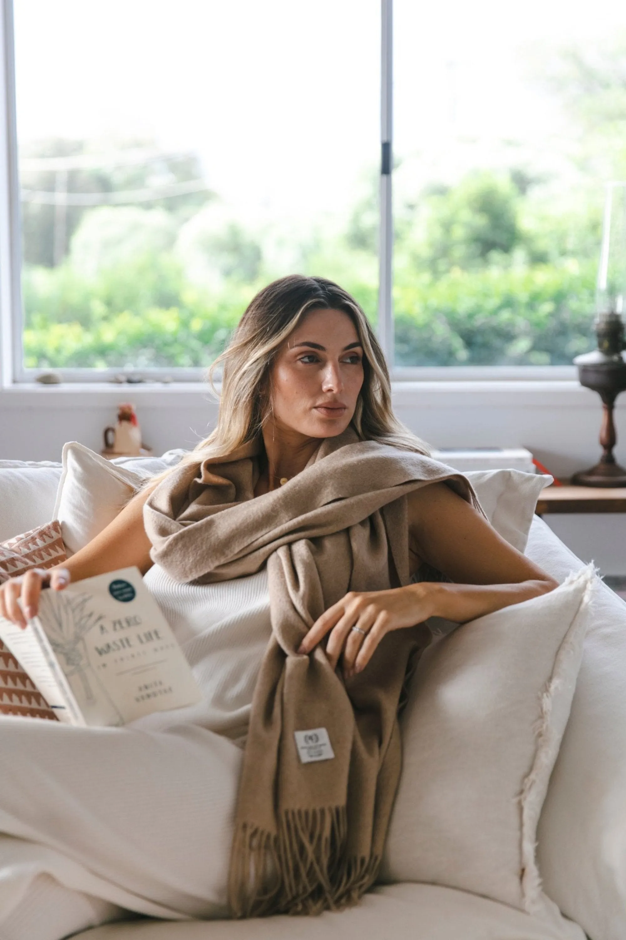 Alma Large Cashmere Wrap - Sand