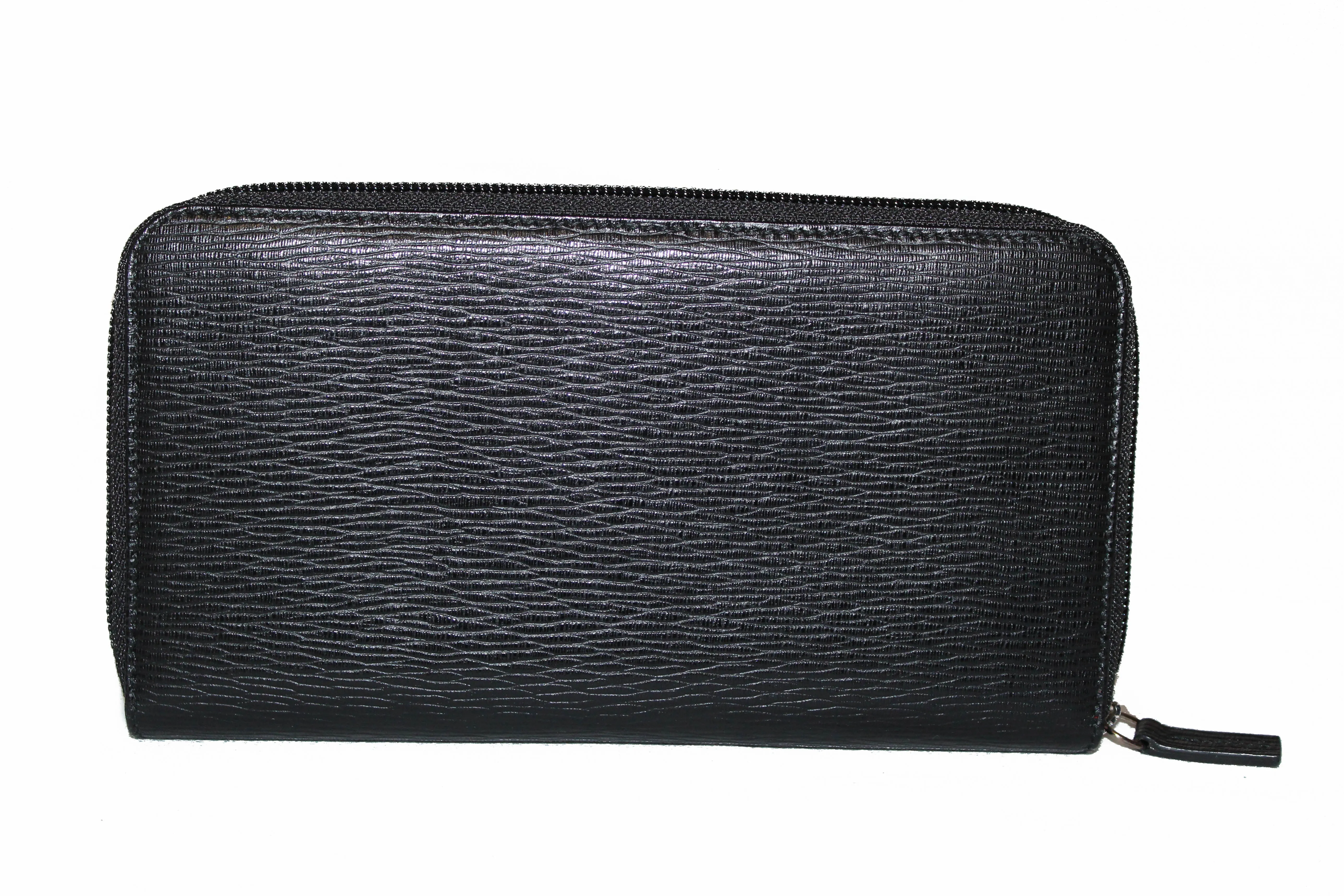 Authentic New Salvatore Ferragamo Black Hammered Calfskin Leather Zip Around Wallet