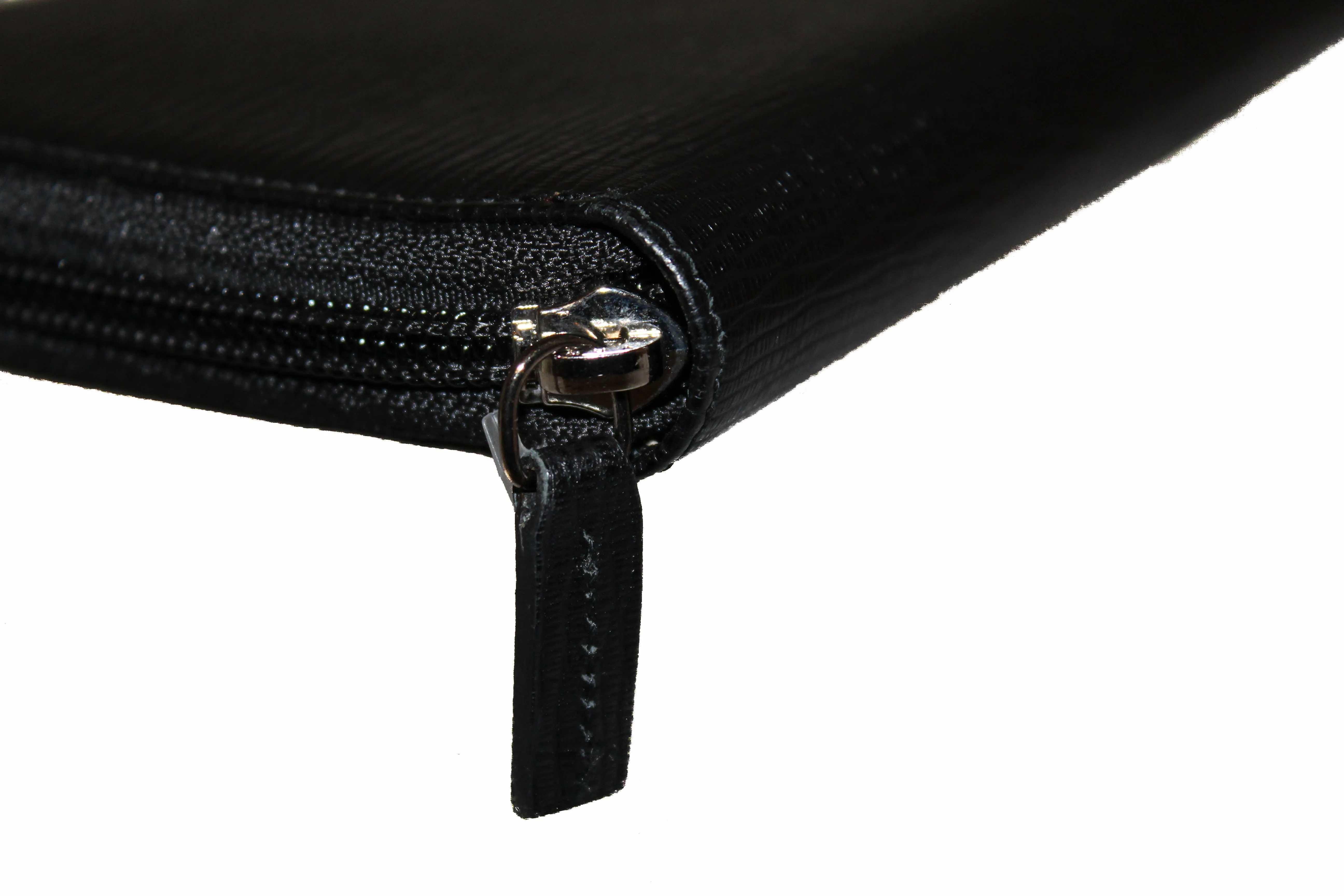 Authentic New Salvatore Ferragamo Black Hammered Calfskin Leather Zip Around Wallet
