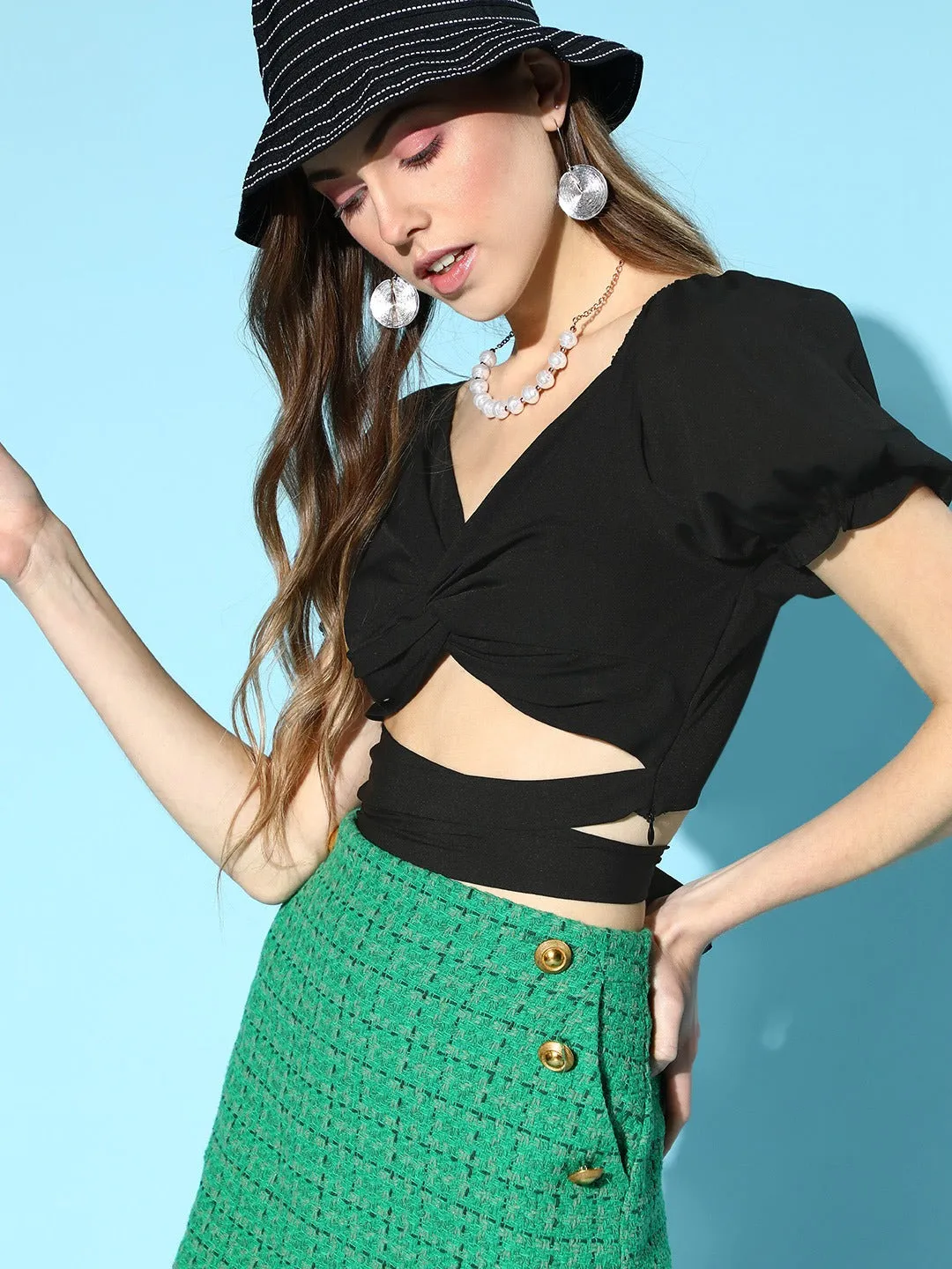 Berrylush Women Solid Black Sweetheart Neck Front Twist Waist Tie-Up Crepe Wrap Crop Top