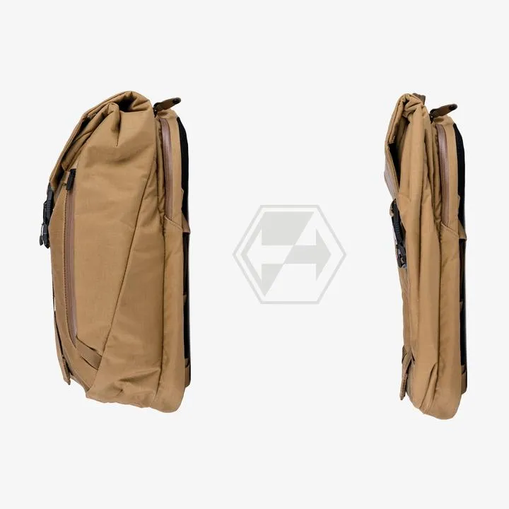 Boundary Supply Errant Sling in Obsidian Black Color