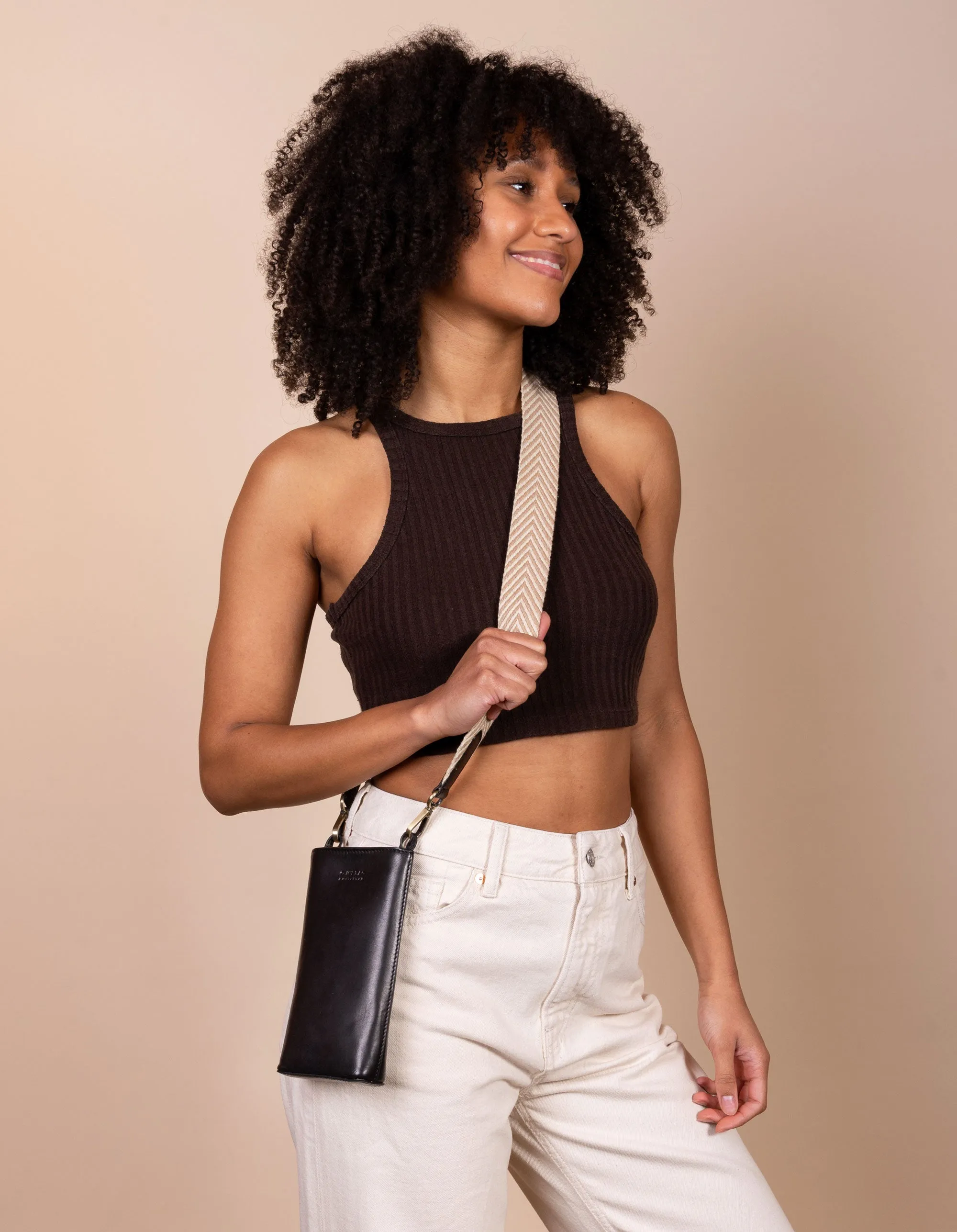 Charlie Phone Bag Classic Leather Black