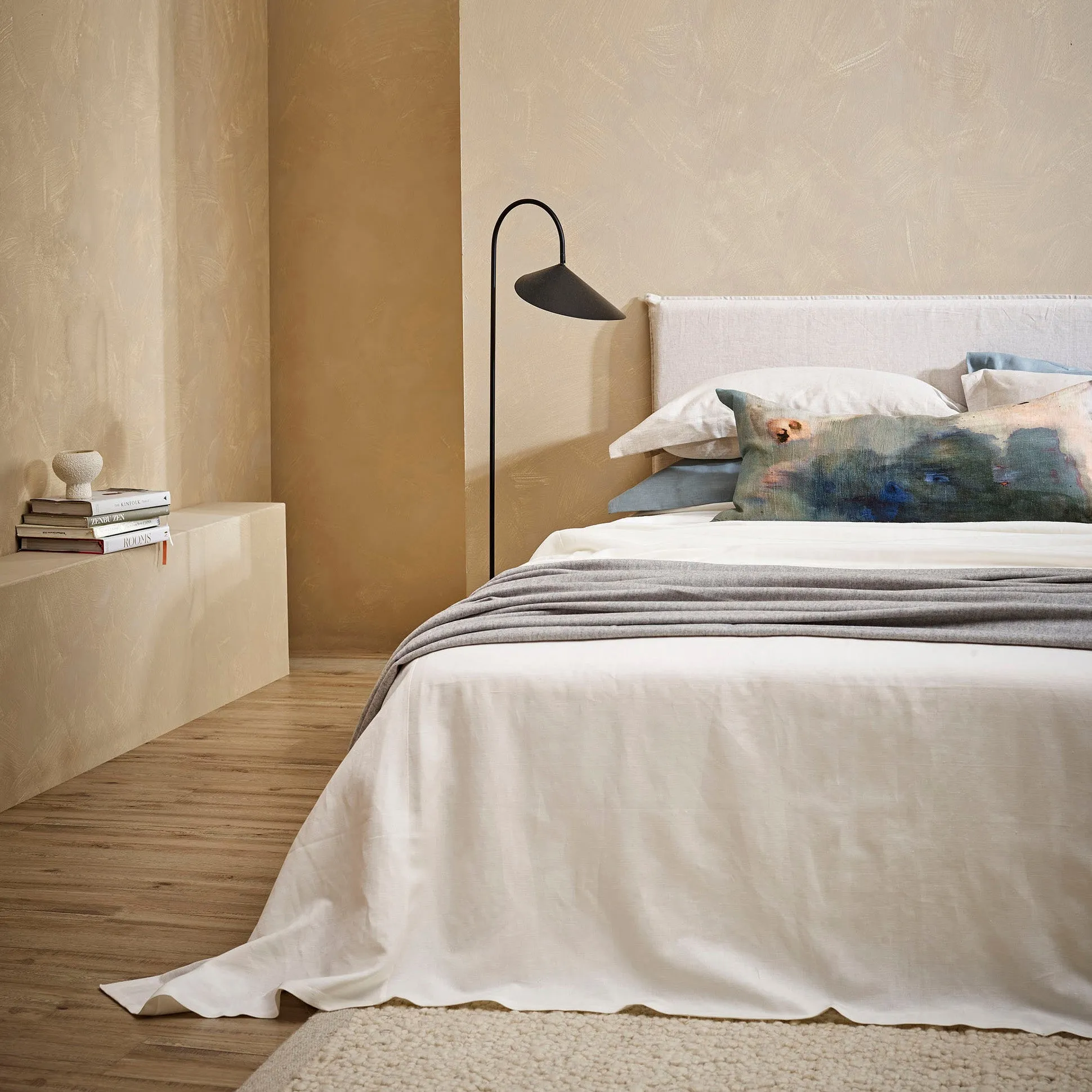 Cove Bed Cover - Pearl