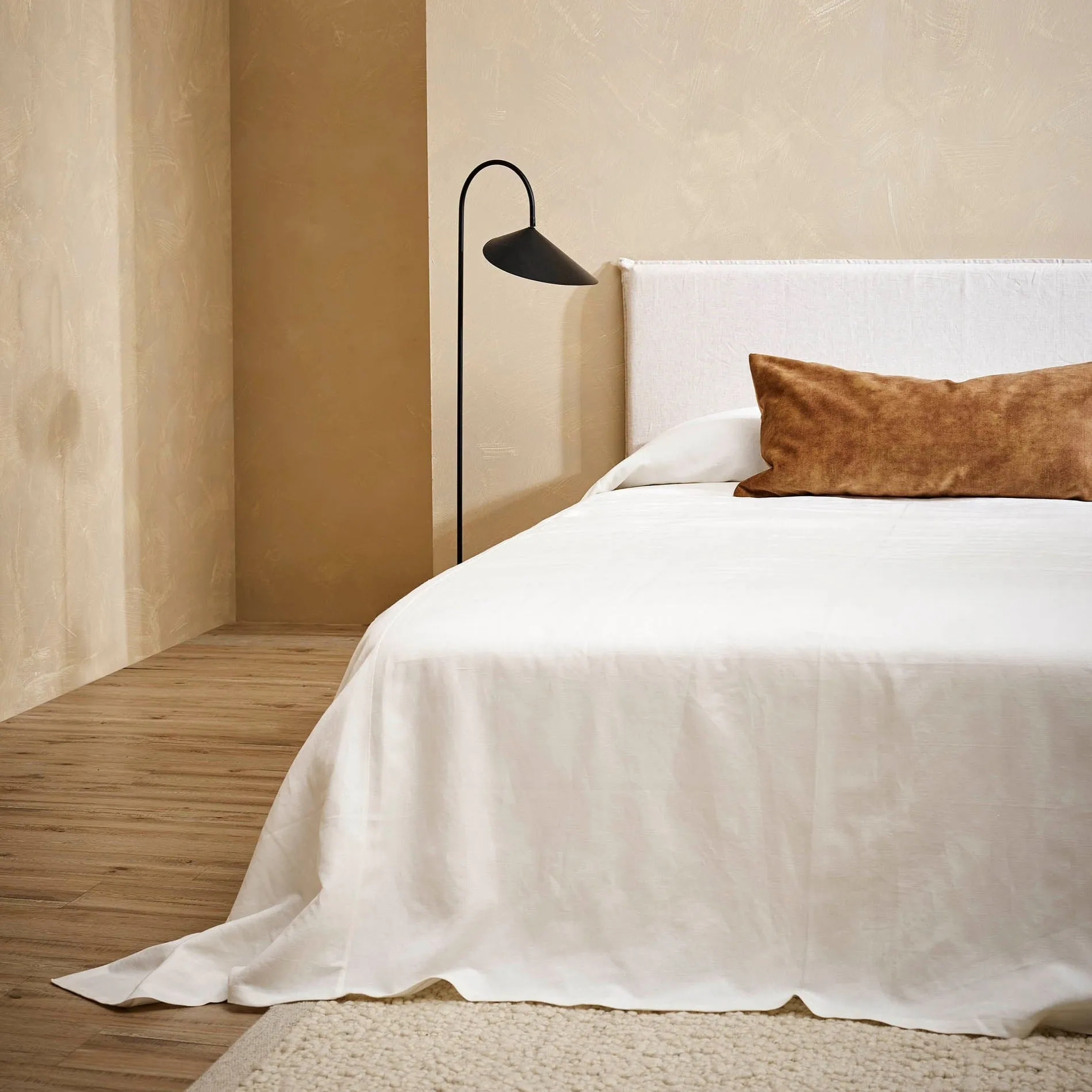 Cove Bed Cover - Pearl