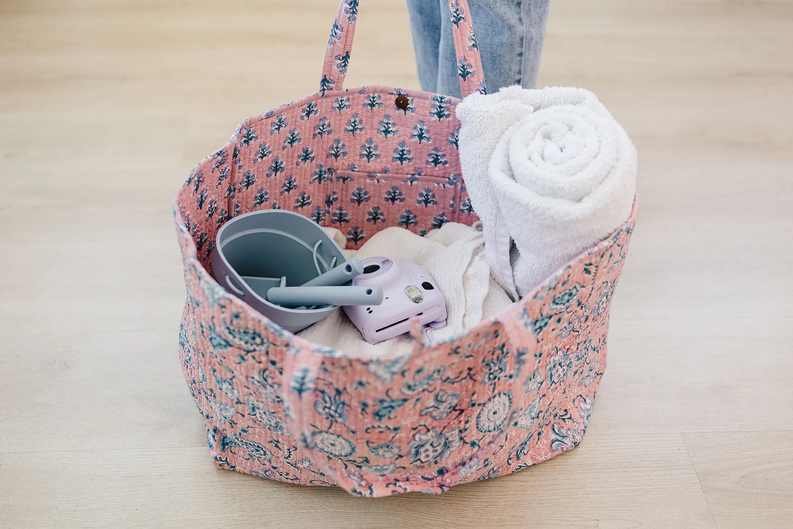 Dusty pink floral print reversible tote bag-Large