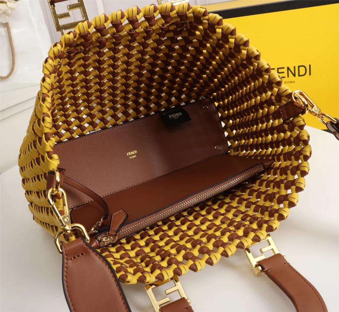 EN   Designer bags by Fendi 016