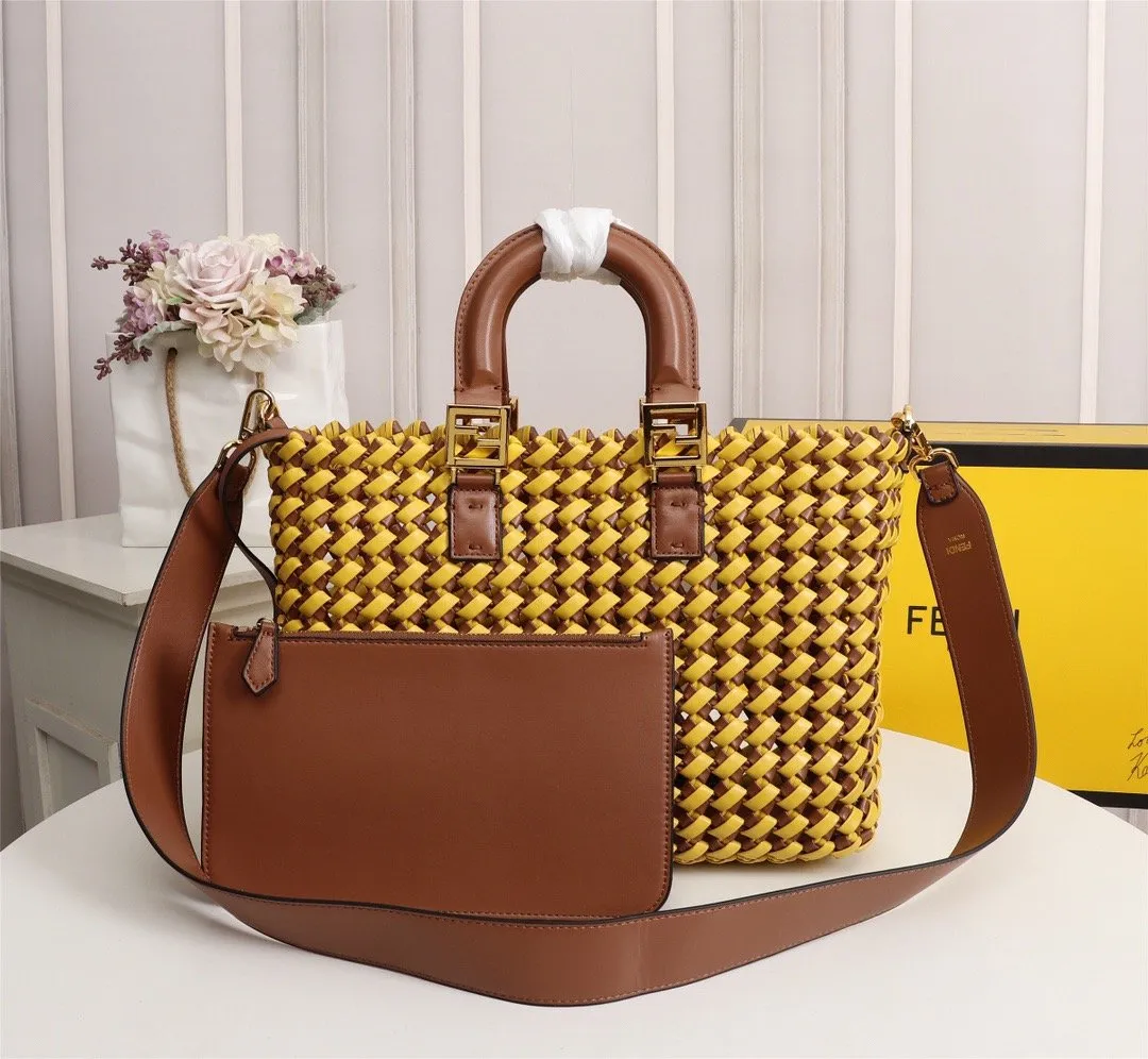 EN   Designer bags by Fendi 016