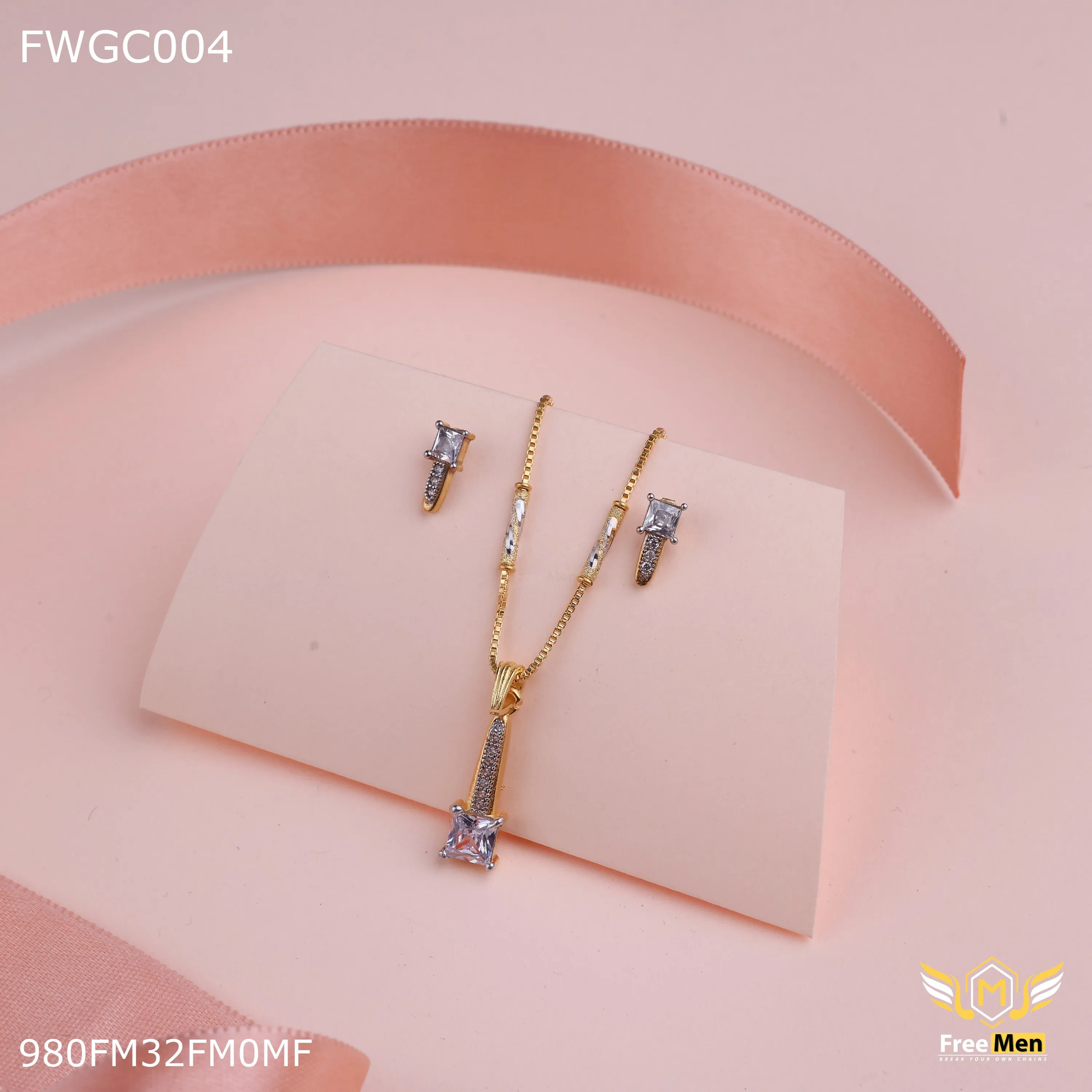 Freemen 1GM Small diamond pendenty with earring for girls - FWGC004