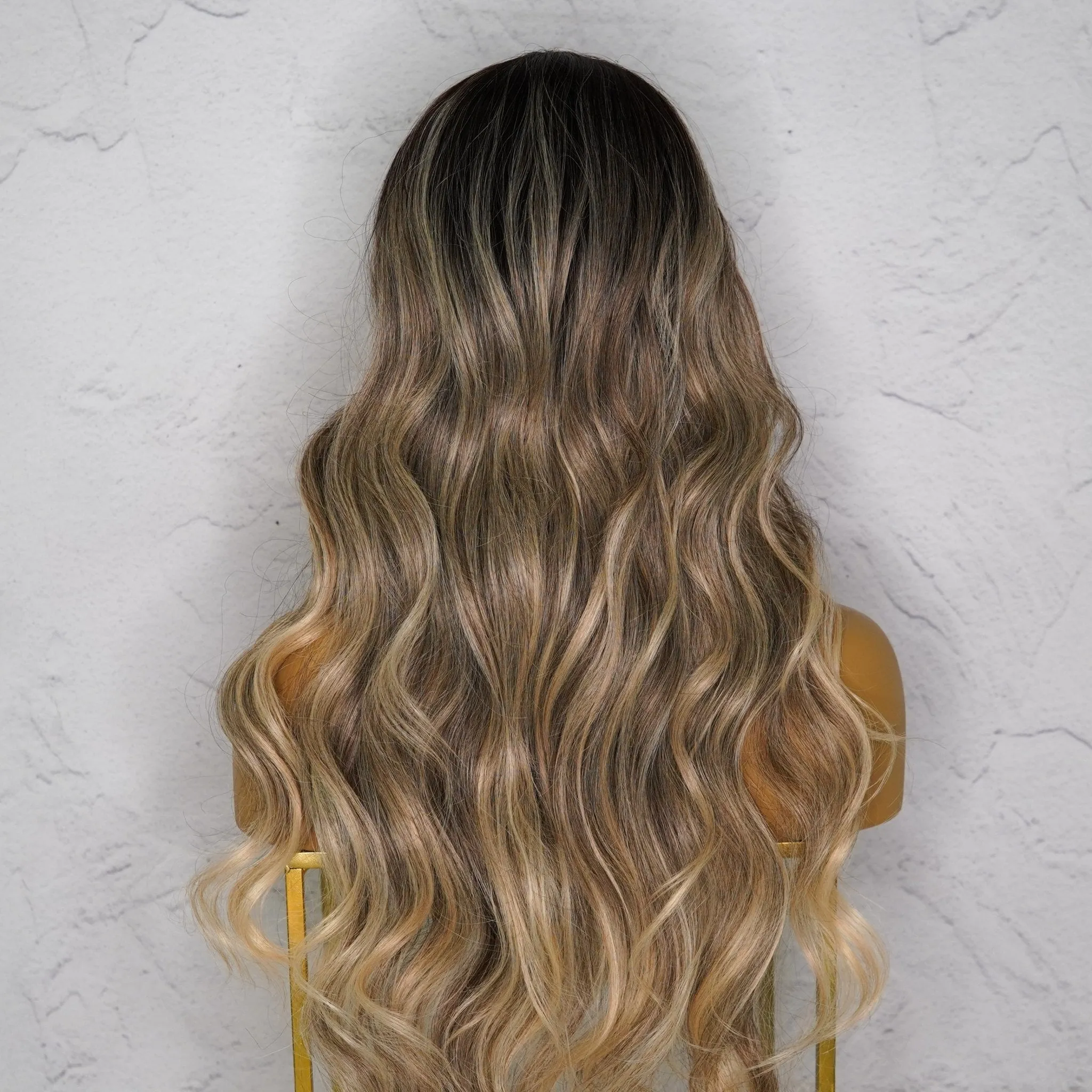 HENLEY Ash Blonde Lace Fringe Wig