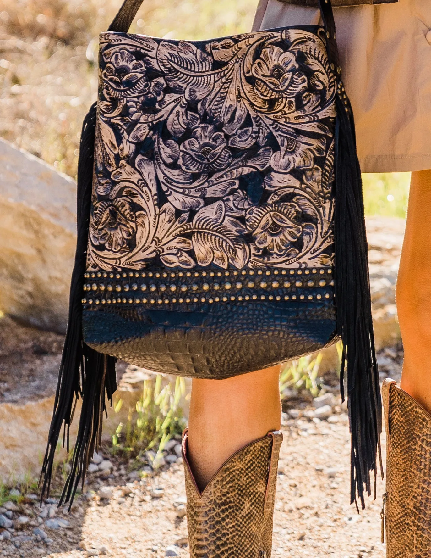 Juan Antonio Tooled Natural Shoulder Bag with Black Inlay