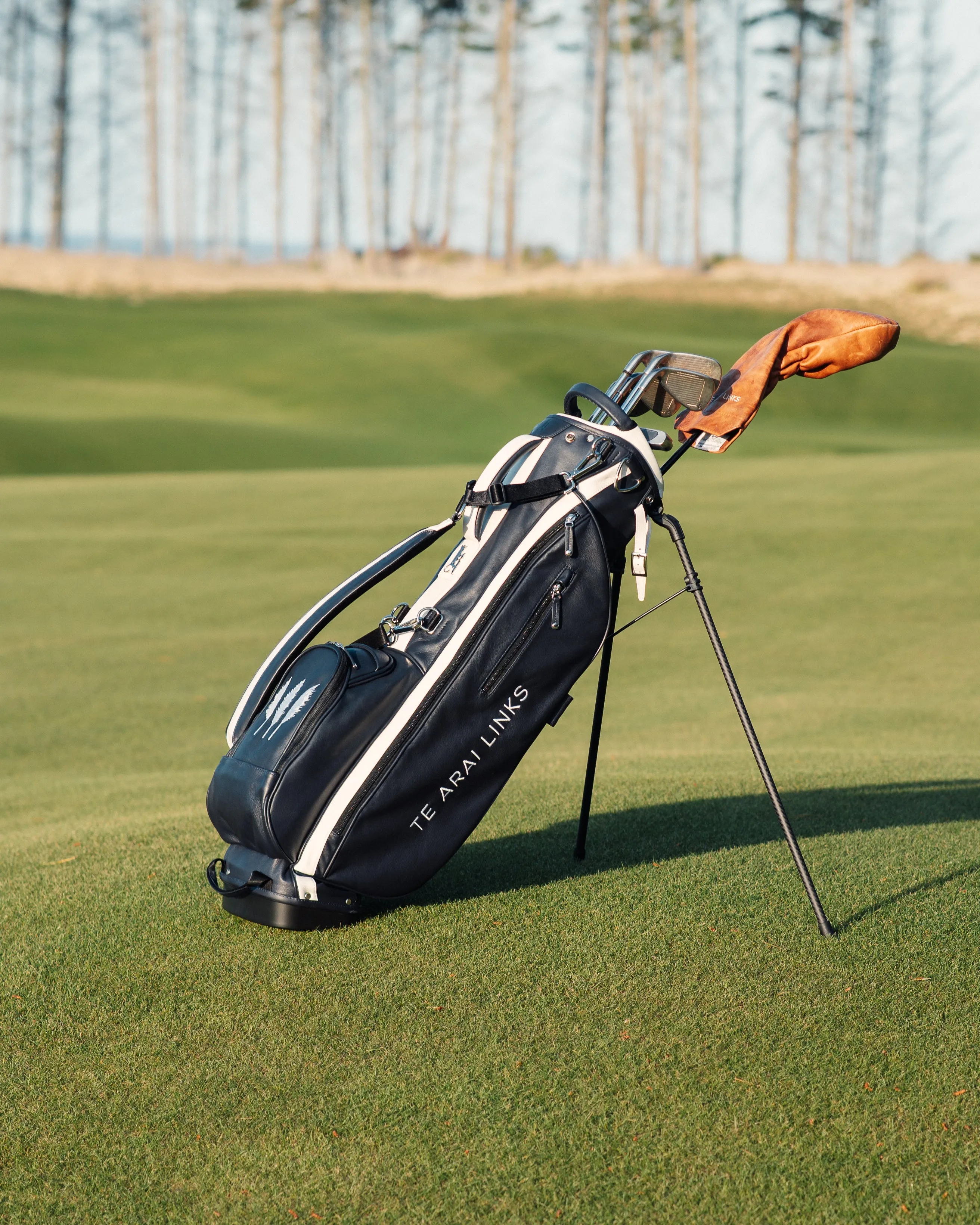 Links & Kings Stand Bag Navy