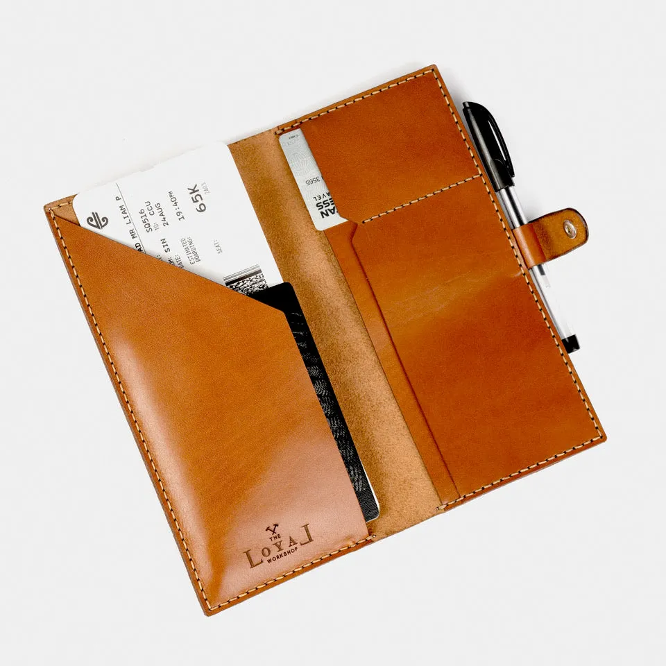 PASSPORT SLEEVE - COGNAC