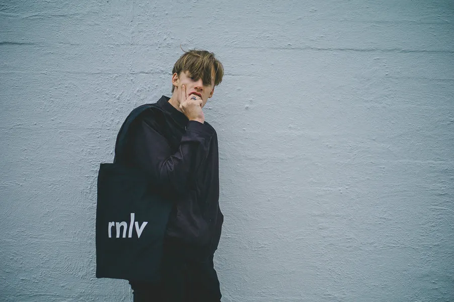 RNLV ZIPPER TOTE