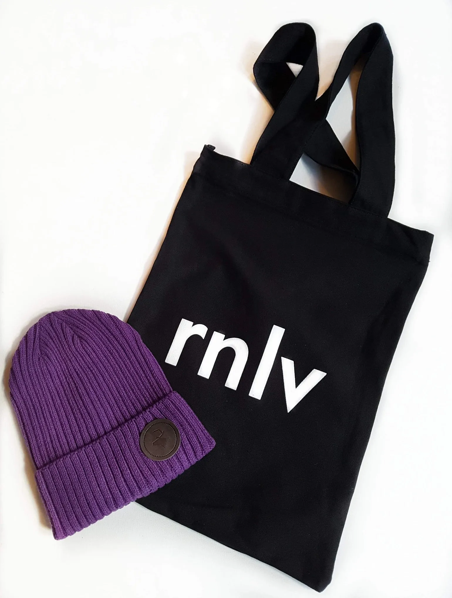 RNLV ZIPPER TOTE