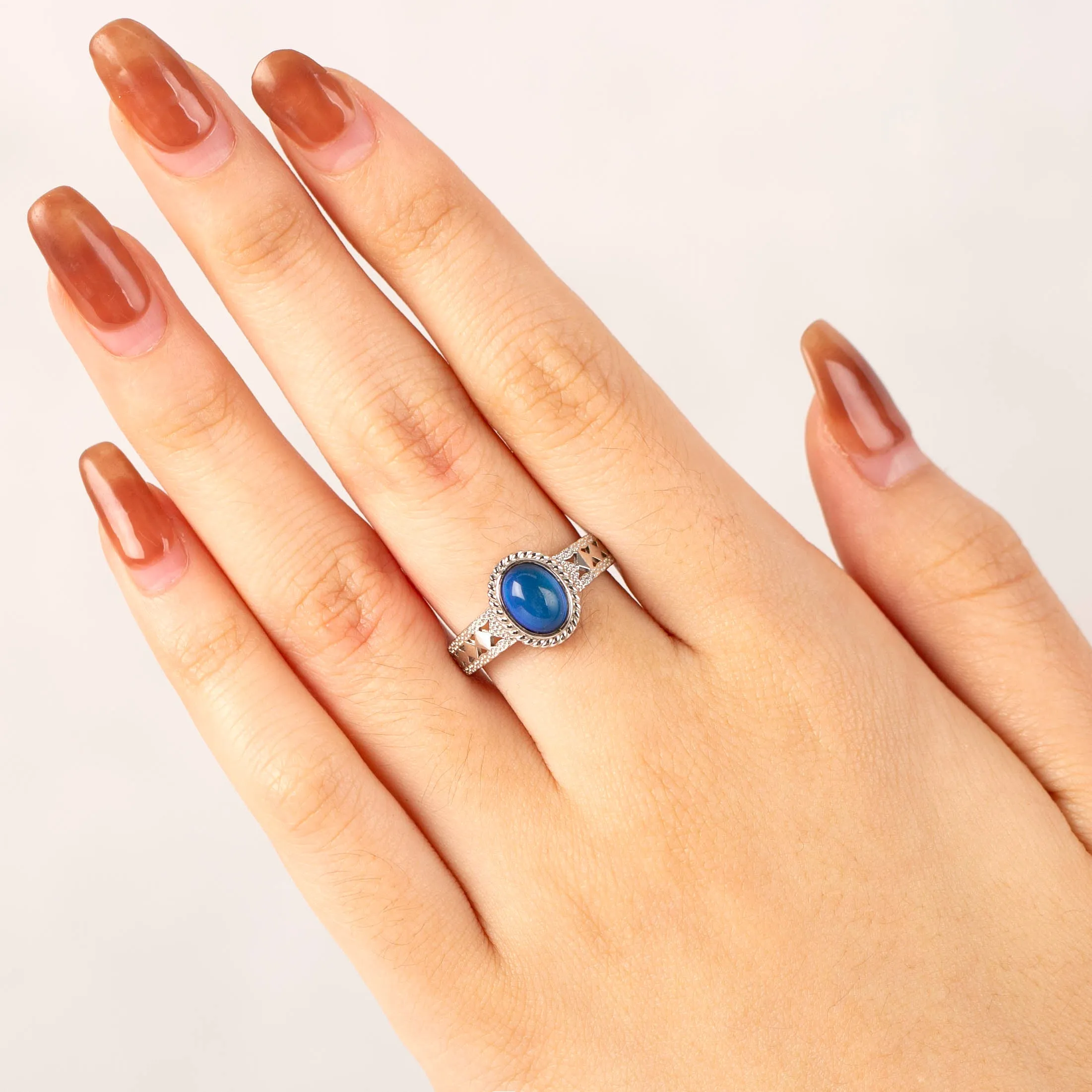 Shining Band Mood Ring