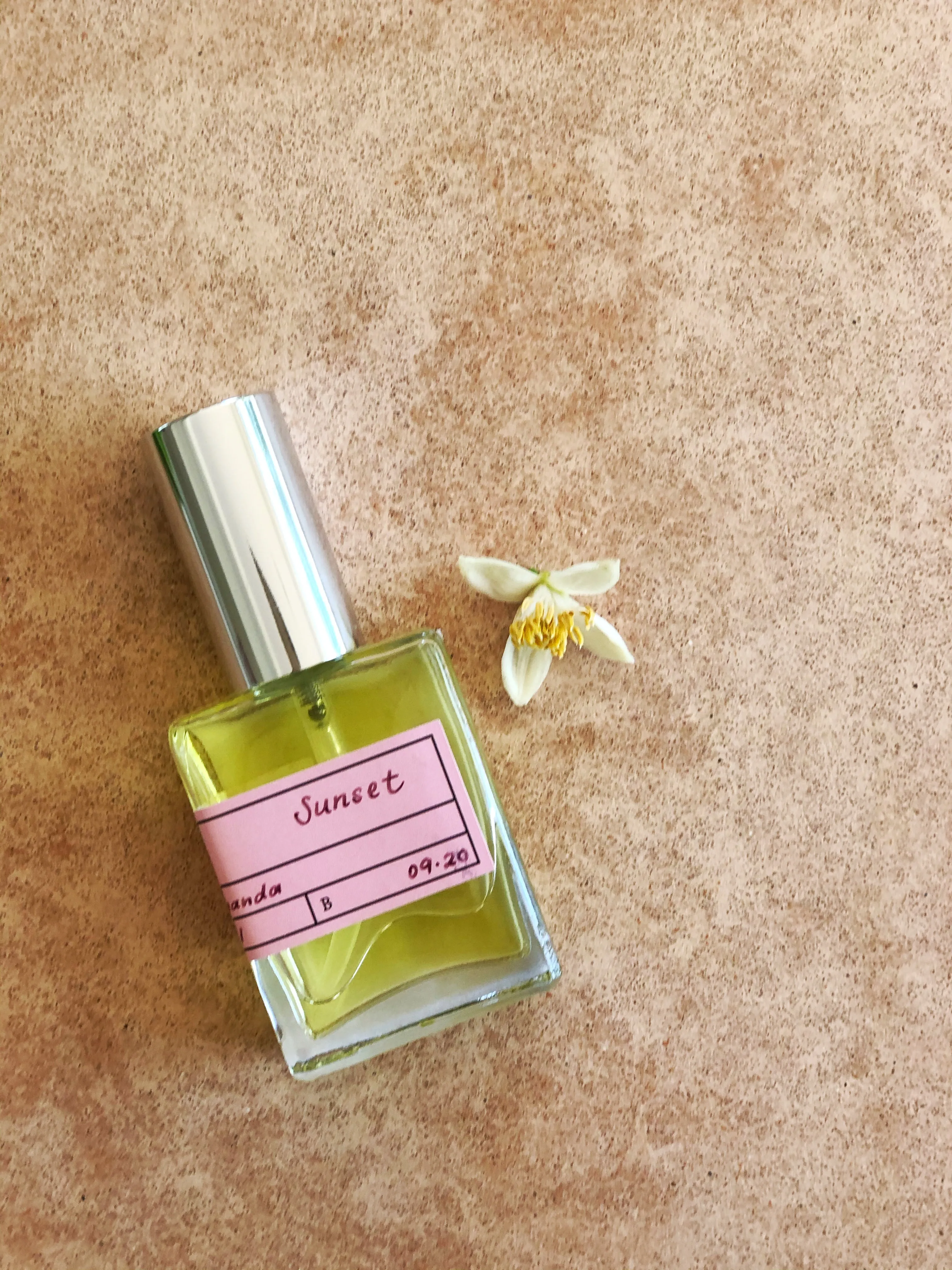 SUNSET Perfume