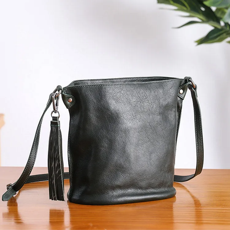 Womens Leather Fringe Crossbody Purse Bucket Bag Over the Shoulder Bag for Women