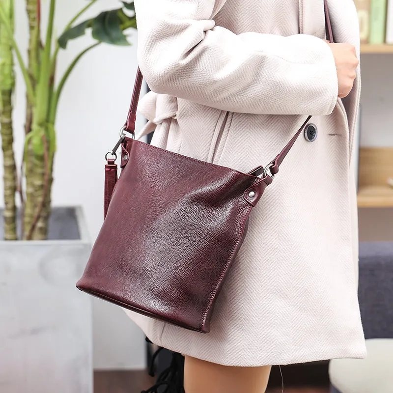 Womens Leather Fringe Crossbody Purse Bucket Bag Over the Shoulder Bag for Women